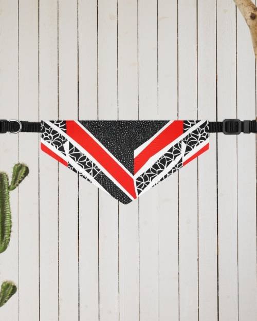 Pet bandana collar
