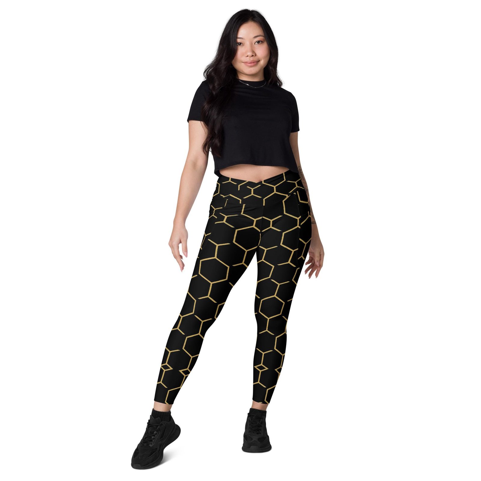 TALISHÉN: Steel Spine Hex Pattern – Crossover leggings with pockets – Black & Gold - Image 4