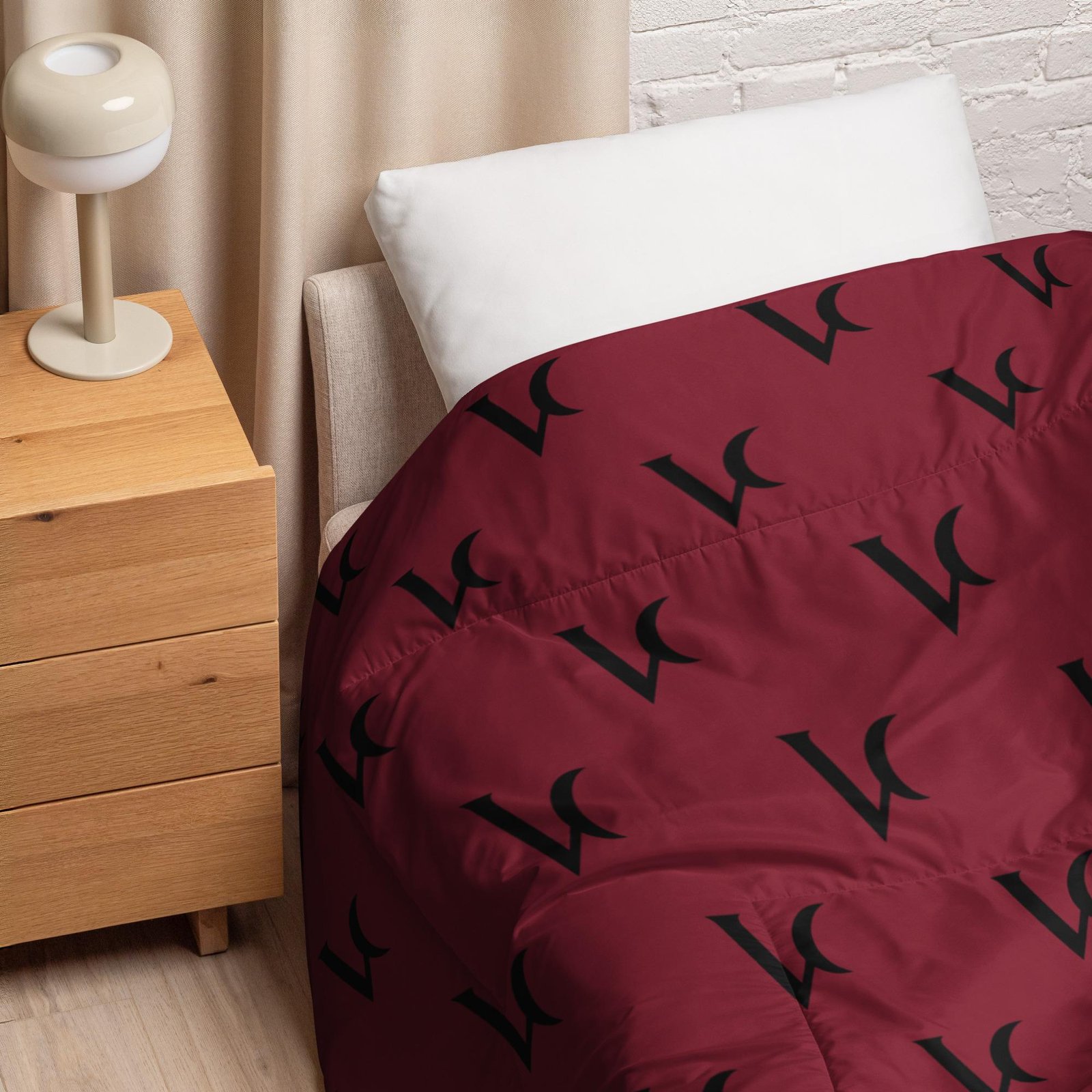 Varéluna: The VARÉ Crest™ – Comforter – Burgundy & Black - Image 3